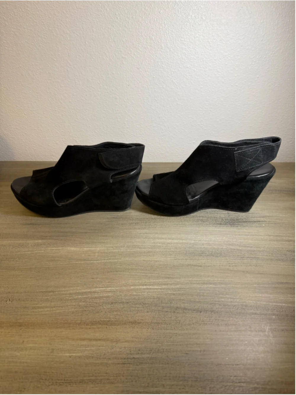 Cordani Reed Black Suede Platform Wedge Sandal Booties Size 9 / 39